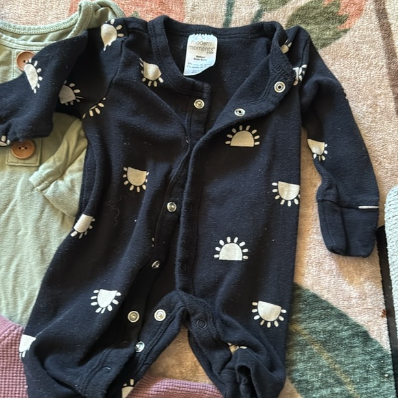 Newborn Baby Bundle Sleep Gowns Onesies Pants Set Caden Lane 16 PCS - Picture 6 of 8